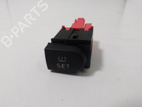 Used Switch SEAT LEON (1P1) 1.9 TDI (105 hp) 15461415
