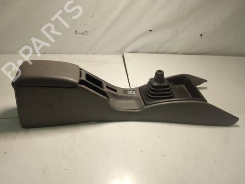 Used Armrest / Center console SUBARU FORESTER (SF_) [1997-2002]  15448092
