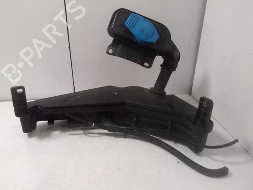 Used Windscreen washer tank AUDI Q5 (8RB) 2.0 TDI quattro (170 hp) 15465540