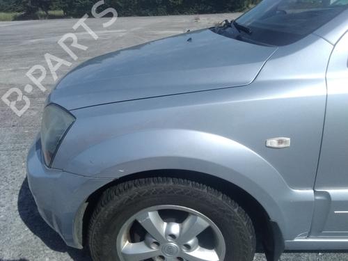 Used Left front fenders KIA SORENTO I (JC) 2.5 CRDi (170 hp) 18355134