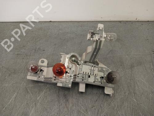 Used Lamp holder BMW 1 (E81) 118 d (143 hp) 15437644