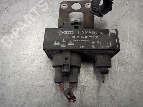 Elektronisk modul SEAT IBIZA III (6L1) [2002-2009]  15460051