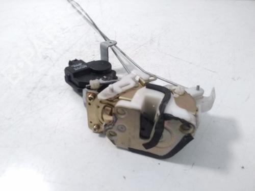 Rear right lock MITSUBISHI PAJERO III (V7_W, V6_W) 3.5 (V65W, V75W) MR349288