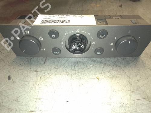 AC Styreenhet / Manøvreringsenhet OPEL VECTRA C (Z02) [2002-2009]  15449316