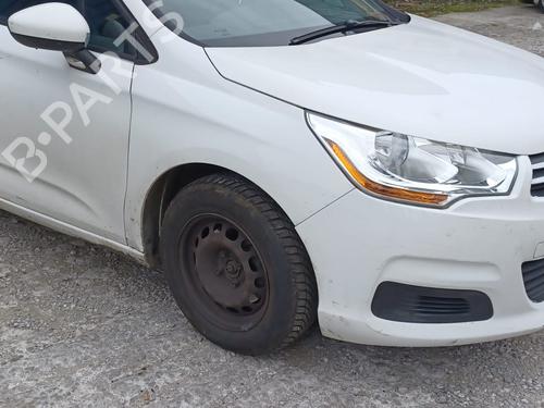 Boîte à Fusibles CITROËN C4 II (NC_) 1.6 VTi 120 (NC5FS0, NC5FS9) | BP15452764E1 