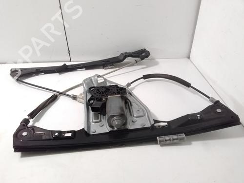 Right front window motor MERCEDES-BENZ C-CLASS (W203) C 220 CDI (203.006, 203.008) | BP15461820E20 