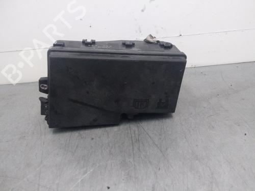 Caja reles / fusibles FORD FOCUS II (DA_, HCP, DP) 2.5 ST (225 hp) 3M5T14A067BC