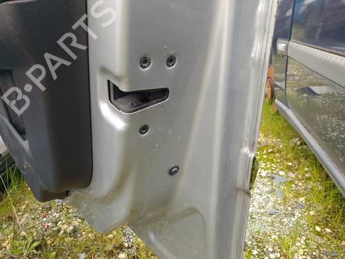 Used Front right lock VOLVO V50 (545) 1.8 (125 hp) 24363587