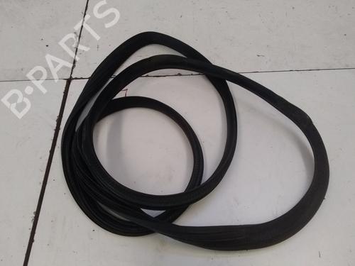 Used Rubber door seal MERCEDES-BENZ M-CLASS (W163) ML 270 CDI (163.113) (163 hp) 15451510