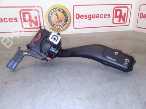 Used Steering column stalk SEAT LEON (1P1) [2005-2013]  15431007