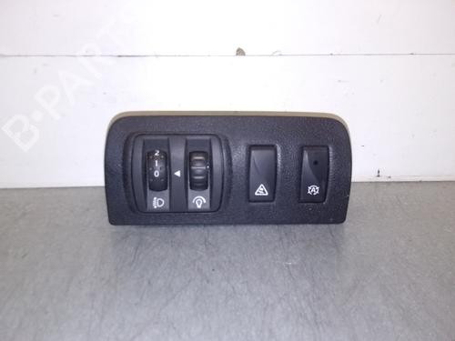 Used Switch RENAULT MEGANE III Hatchback (BZ0/1_, B3_) [2008-2025]  15439180
