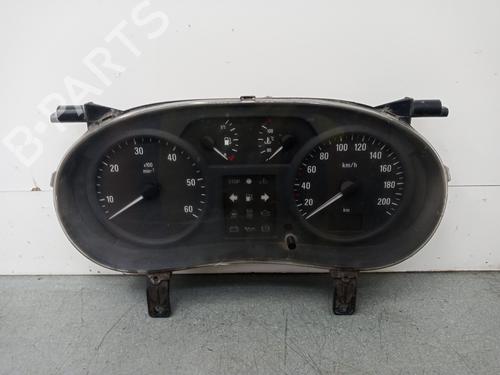 Used Instrument cluster OPEL VIVARO A Van (X83) [2001-2015]  18784235