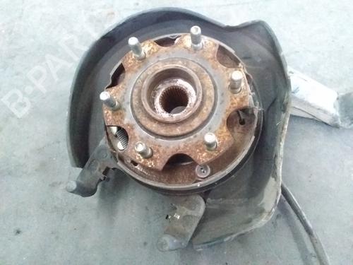 Right rear steering knuckle MITSUBISHI PAJERO III (V7_W, V6_W) 3.5 (V65W, V75W) MR992532 | MR992532 | 810238