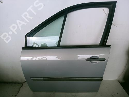 Used Left front door RENAULT SCÉNIC II (JM0/1_) [2003-2010]  16717016