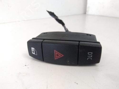 Used Warning switch BMW 1 (E87) 118 d (143 hp) 15450263
