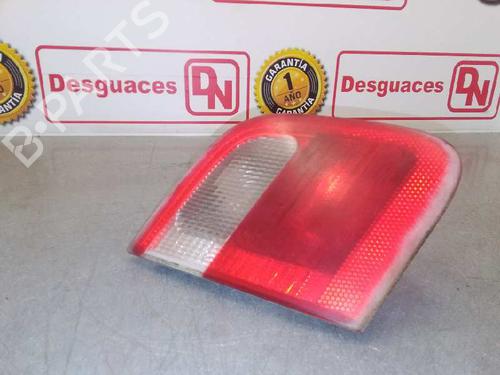 Used Left taillight BMW 3 (E46) 316 i (115 hp) 15429268