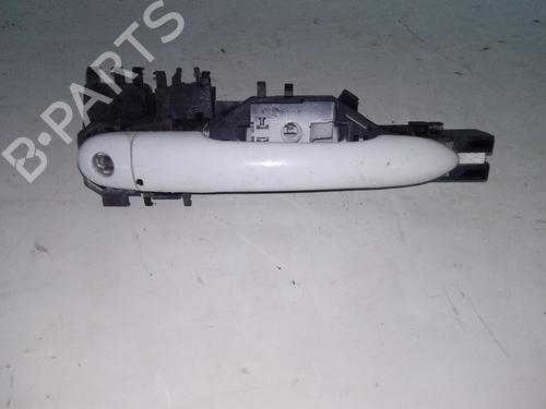 Used Front left exterior door handle RENAULT MEGANE II (BM0/1_, CM0/1_) [2001-2012]  16145505