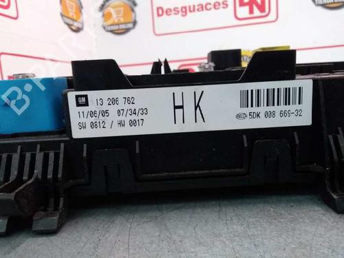 Fuse box OPEL ASTRA H (A04) 1.7 CDTI (L48) | BP15427348E1 