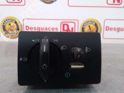Used Headlight switch FORD FOCUS C-MAX (DM2) [2003-2007]  15427481