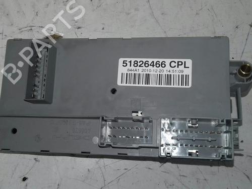 Fuse box JAGUAR XF I (X250) 2.7 D | BP15439840E1 