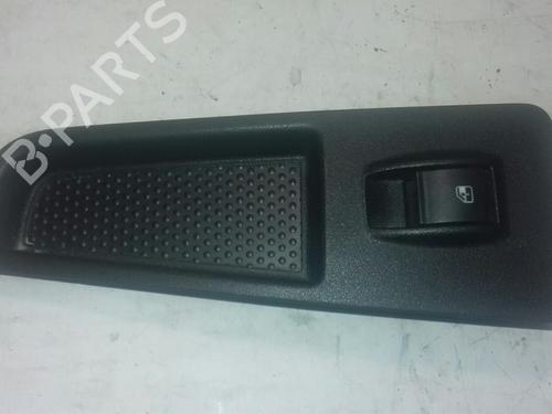 Used Right front window switch FIAT BRAVO II (198_) 1.4 T-Jet (198AXF1B) (150 hp) 15593730