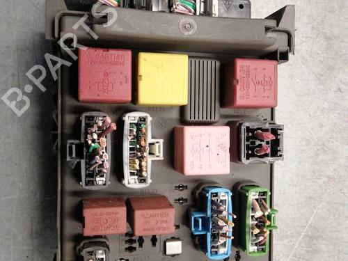 Used Fuse box RENAULT LAGUNA II Grandtour (KG0/1_) [2001-2007]  15445184