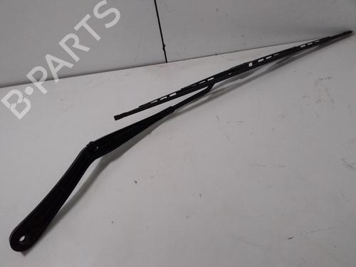 Used Front windshield wiper arm MERCEDES-BENZ C-CLASS (W203) C 220 CDI (203.006, 203.008) (143 hp) 15461542