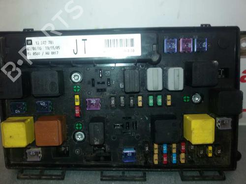 Boîte à Fusibles OPEL ASTRA H (A04)  | BP15430332E1 