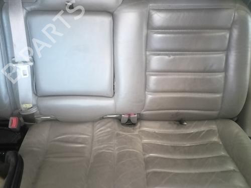 Rear seat (2nd row) HUMMER H2 Closed Off-Road Vehicle  846410