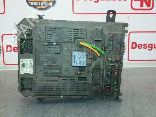 Used Fuse box CITROËN C5 I (DC_) [2001-2005]  15430101
