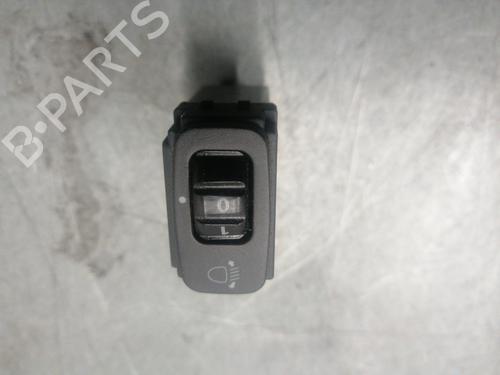 Used Headlight switch MITSUBISHI GRANDIS (NA_W) 2.0 DI-D (NA8W) (136 hp) 15449893