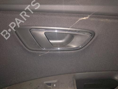 Used Front right interior door handle SEAT LEON (5F1) [2012-2021]  22924616