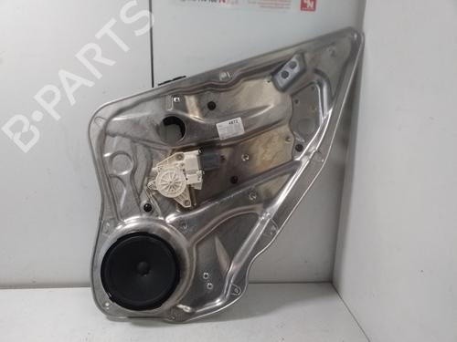 Right rear window motor MERCEDES-BENZ C-CLASS (W204) C 200 CDI (204.001) A2048204302