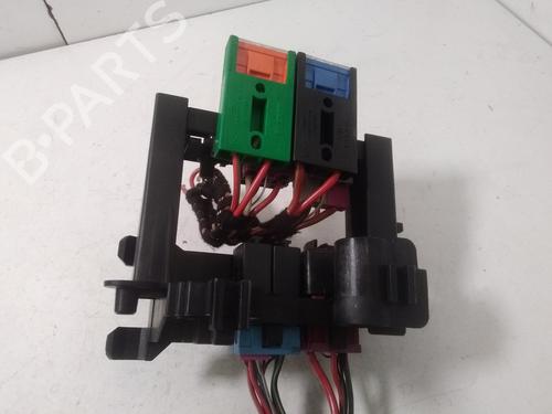 Fuse box AUDI Q5 (8RB) 2.0 TDI quattro | BP15465502E1 
