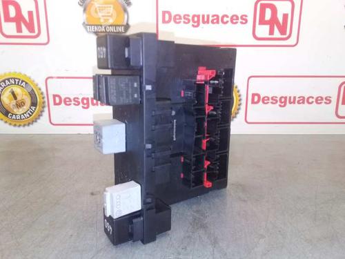 Used Fuse box VW GOLF V (1K1) [2003-2010]  15431447