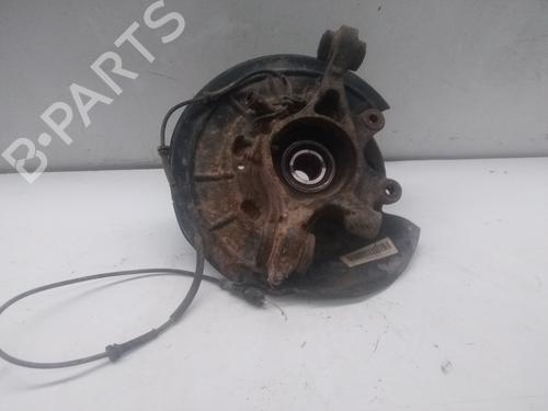 Used Right rear steering knuckle LAND ROVER DISCOVERY III (L319) 2.7 TD 4x4 (190 hp) 15464049