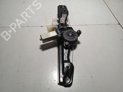 Rudehejsemotor bagstkærm højre BMW 1 (F20) 116 d (116 hp) 15840141
