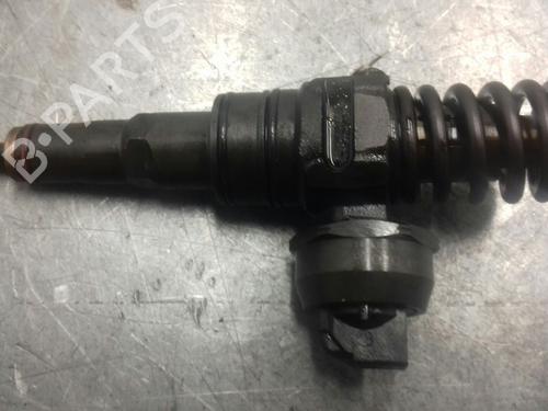 Used Injector VW POLO (9N_, 9A_) 1.9 TDI (101 hp) 16378803