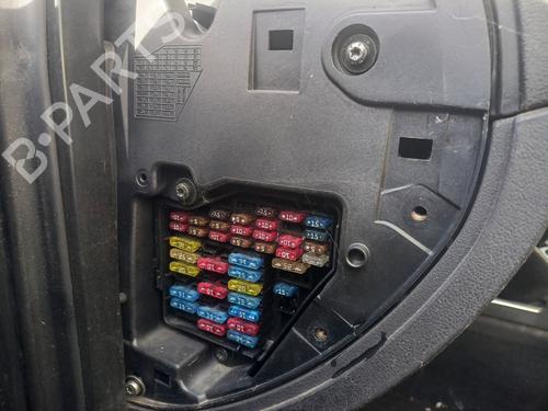 Used Fuse box AUDI TT (8N3) 1.8 T (180 hp) 23033220
