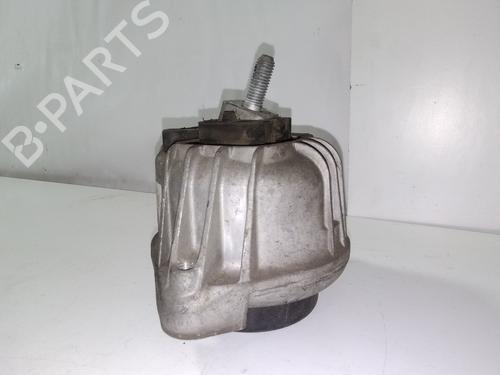 Used Engine mount BMW 3 (E90) 318 i (129 hp) 15443480