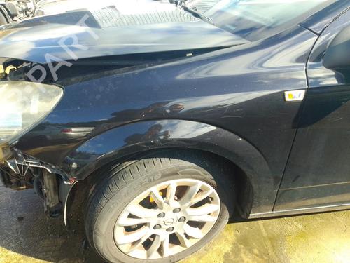 Used Left front fenders OPEL ASTRA H GTC (A04) [2005-2010]  23270494