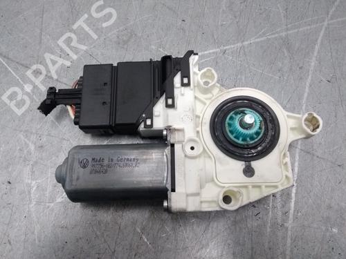 Right rear window motor VW TOURAN (1T1, 1T2)  | BP16493604E22 