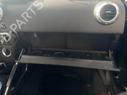 Used Glove box AUDI TT (8N3) 1.8 T (180 hp) 23038075