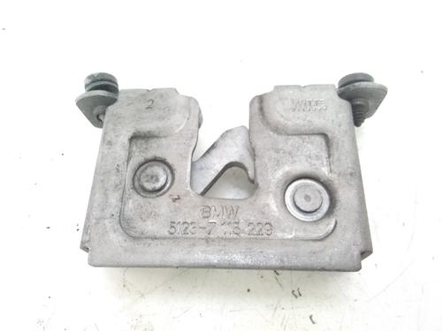 Hood lock BMW 3 (E90) 318 i | BP15447884C133