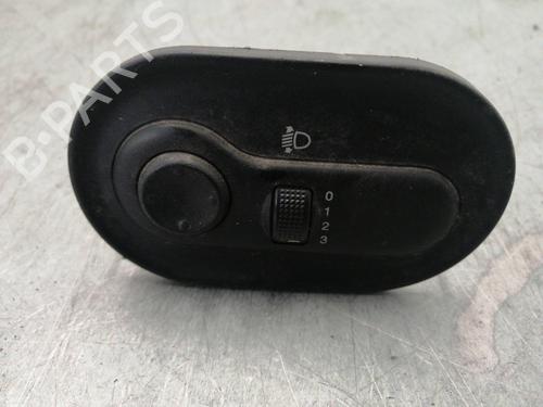 Used Headlight switch DAEWOO LANOS (KLAT) [1997-2025]  15445203