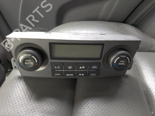 Used Climate control KIA SORENTO I (JC) 2.5 CRDi (170 hp) 23073766