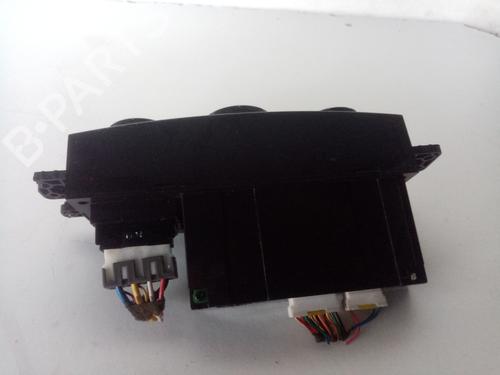 Climate control KIA SORENTO I (JC) 2.5 CRDi 4WD | BP16646264I5 