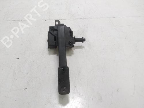 Spak kontakt MERCEDES-BENZ C-CLASS (W203) C 220 CDI (203.006, 203.008) (143 hp) 15461044