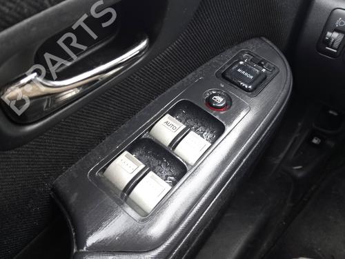 Used Left front window switch HONDA CR-V II (RD_) [2001-2007]  26561015