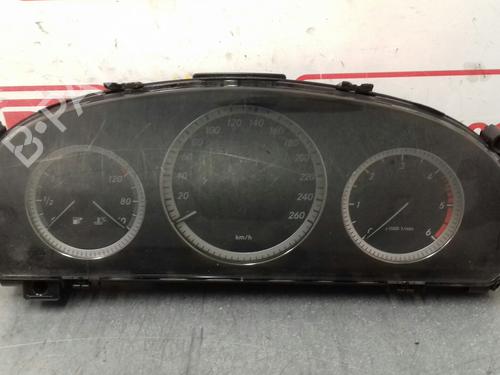 Used Instrument cluster MERCEDES-BENZ C-CLASS (W204) C 200 CDI (204.001) (136 hp) 15430421
